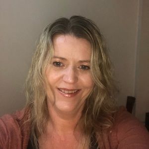 Meet your Posher, Shelly